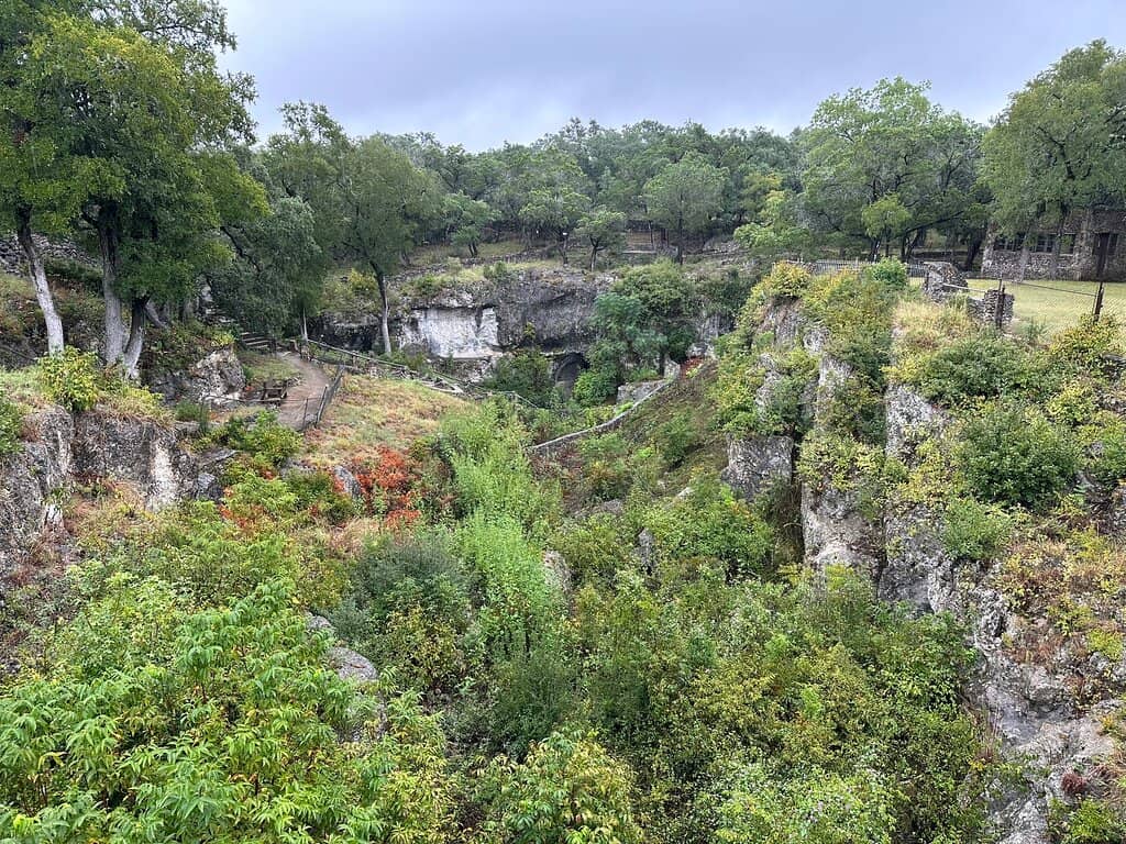 Mining Sluice Activity