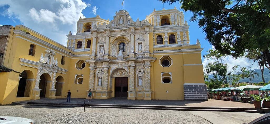 Convent Ruins & Fountain