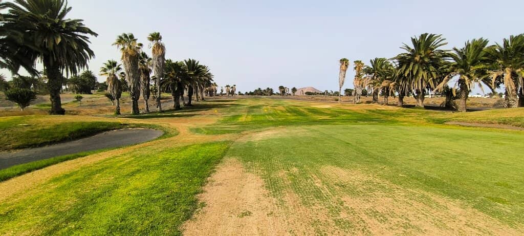Spectacular Par 3s