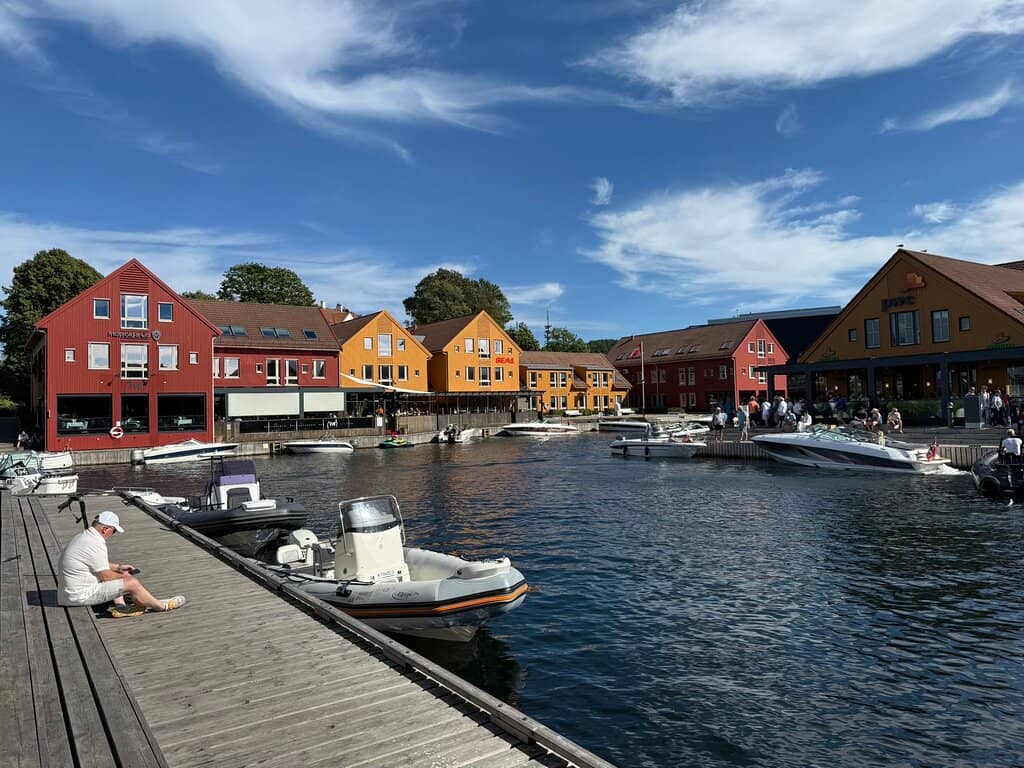 Waterside Restaurants