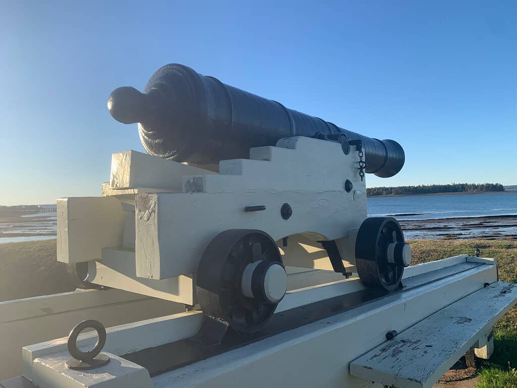 Waterfront Views & Picnic Spot