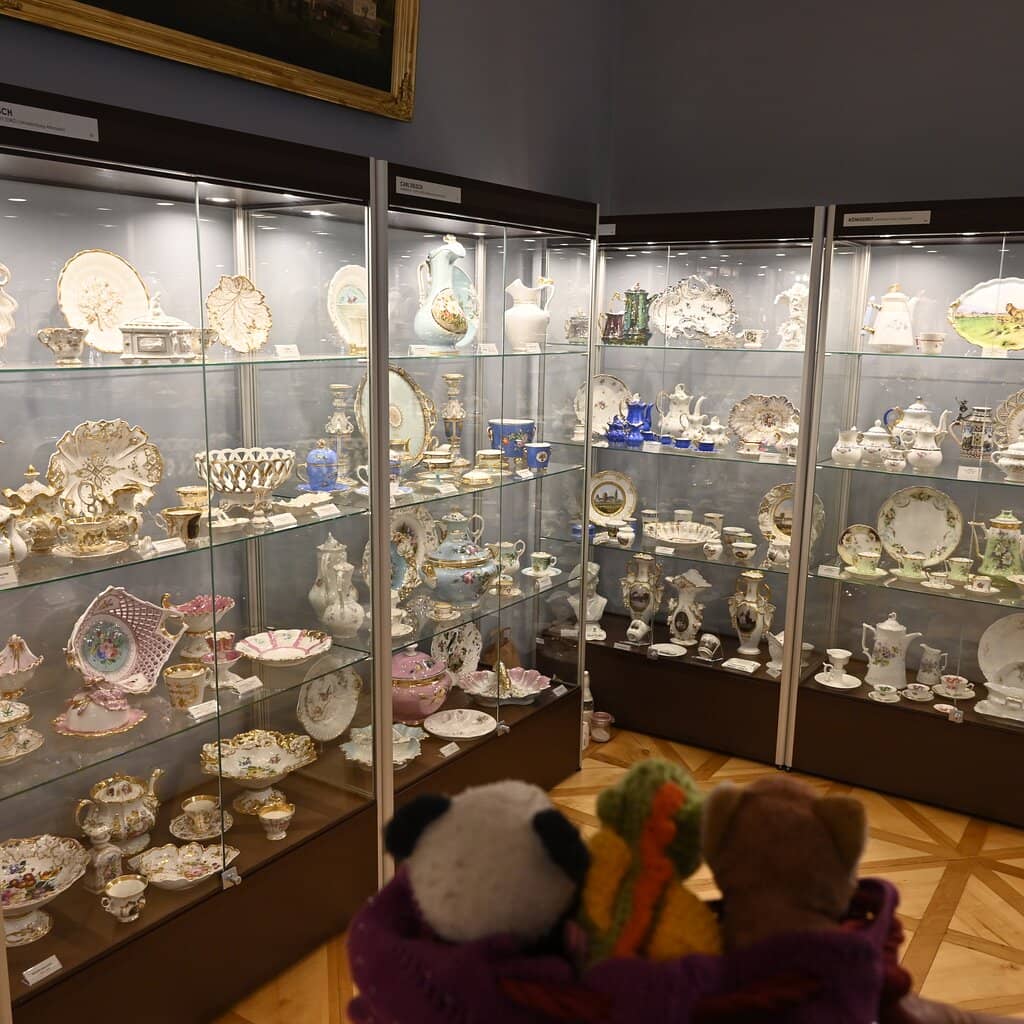 Regional Porcelain History