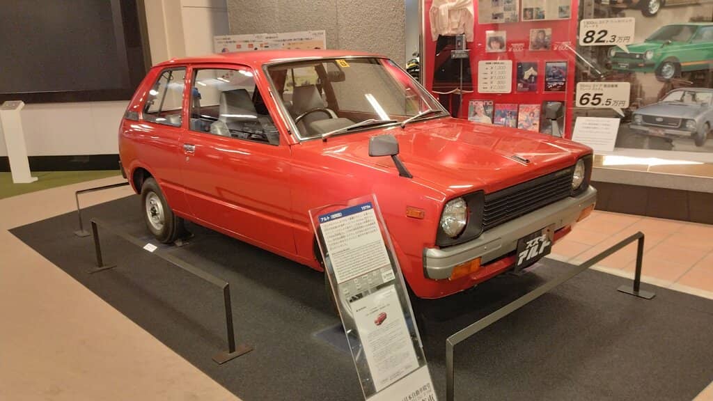 Modern Models & Souvenirs