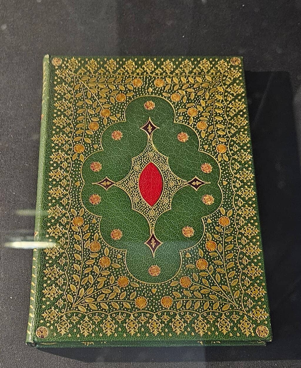 The 'Cage' Reading Enclosure