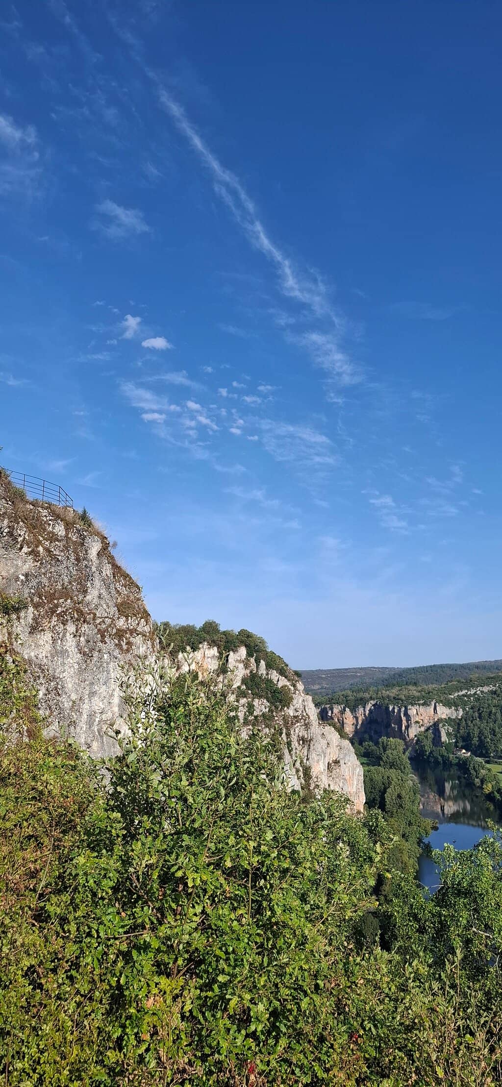 Views of Saint-Cirq-Lapopie