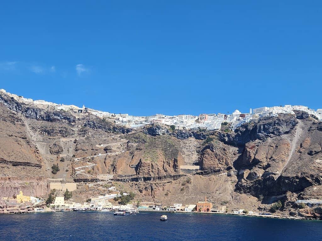 Convenient Port-to-Town Access