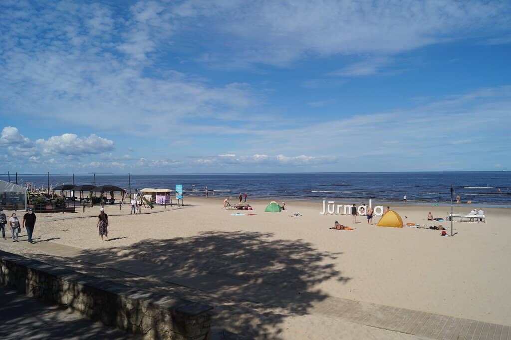 Expansive Sandy Shores