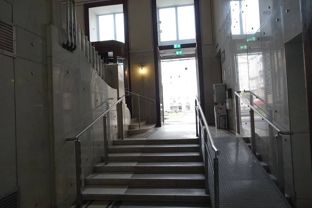 The Grand Kassenhalle