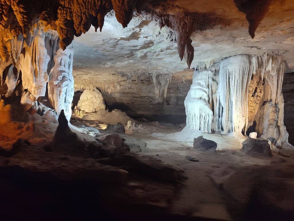 Stunning Stalactites & Stalagmites
