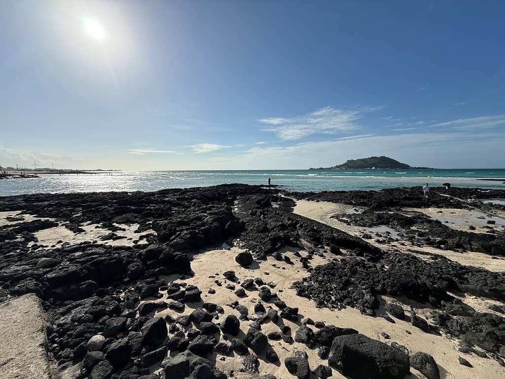 Emerald Waters & Biyangdo Views