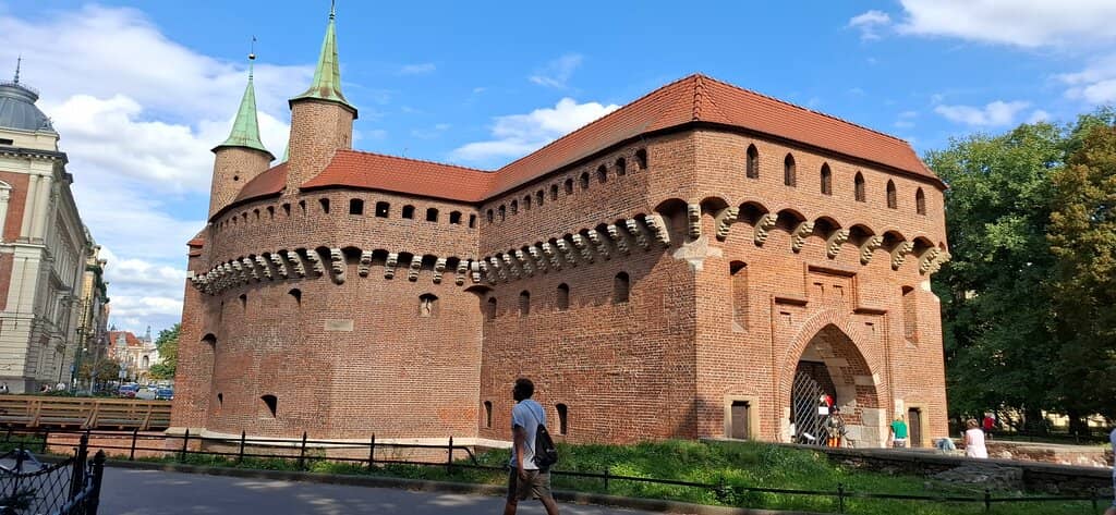 Plac Bohaterów Getta (Ghetto Heroes Square)