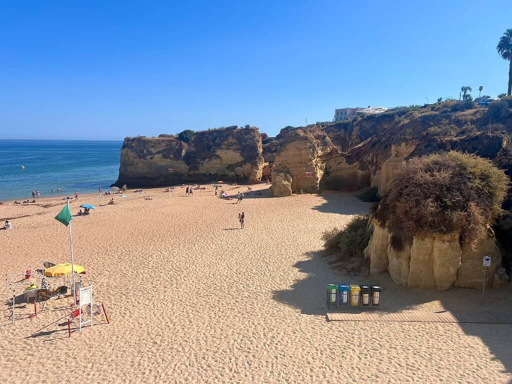 Interconnected Coves