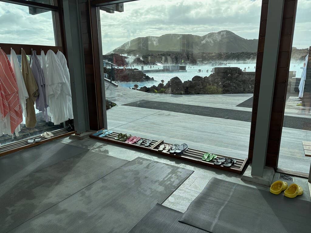 Silica Mud Mask Station