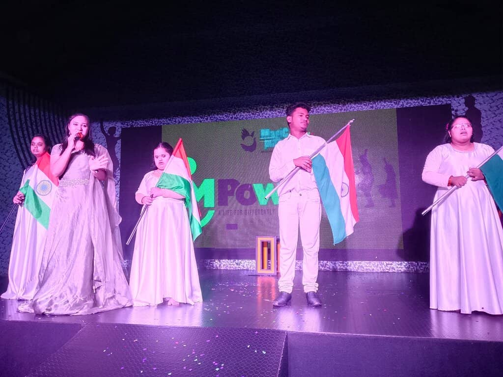 Aerialist and Acrobat Shows