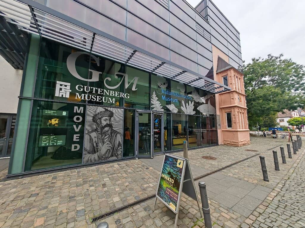 Interactive Exhibits for Kids
