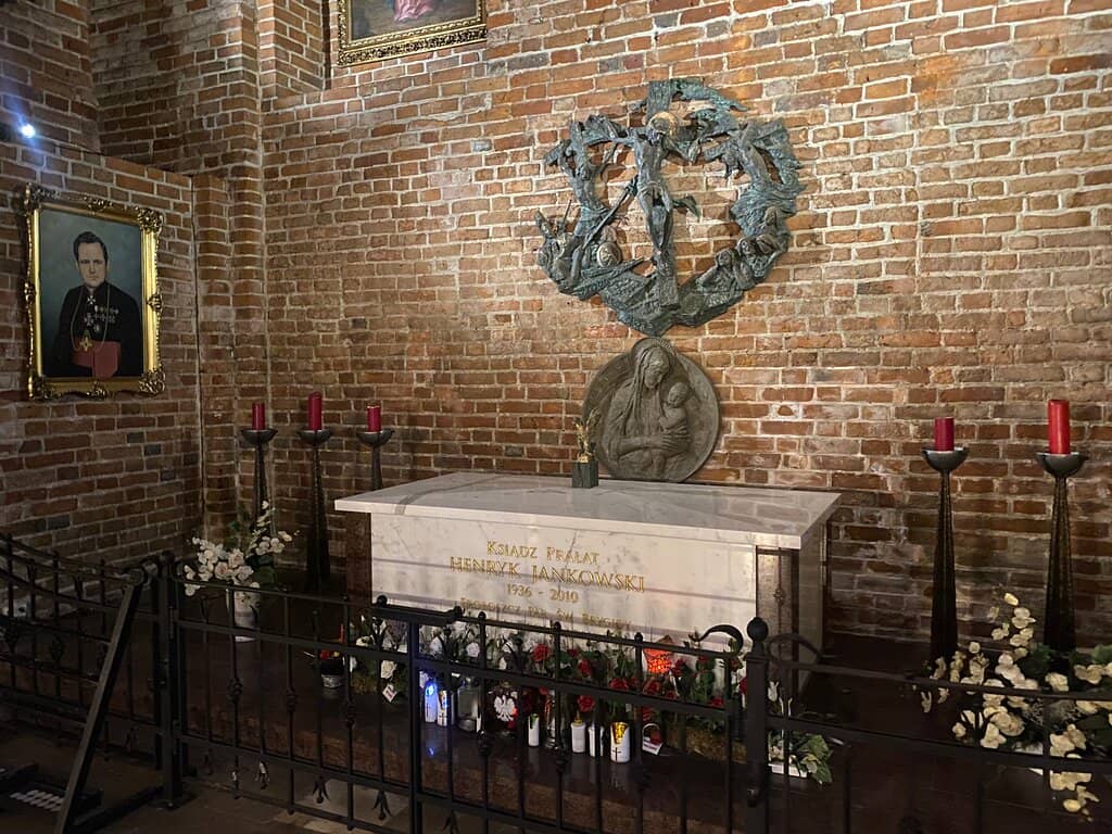 Crypt of Skulls