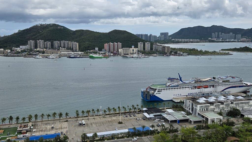 Artificial Archipelago Charm