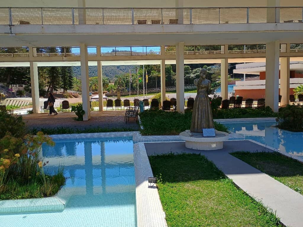 Gardens and Ambiance