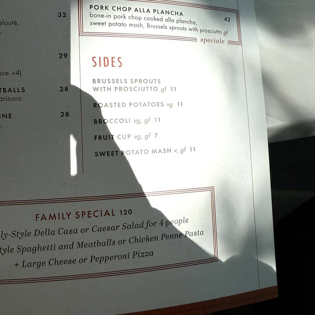 Spacious Indoor & Outdoor Seating