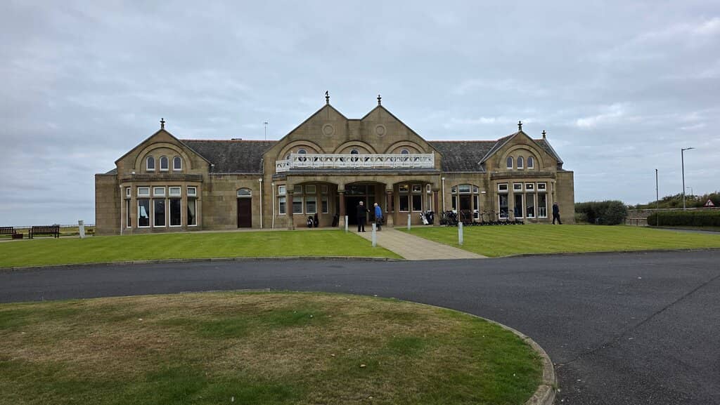 Coastal Views and Links Challenge