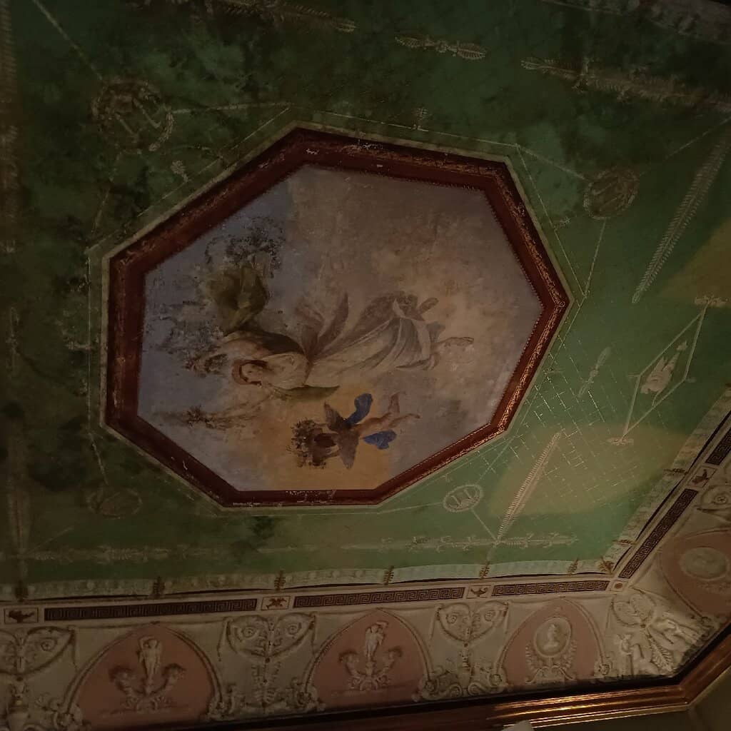 Royal Apartments