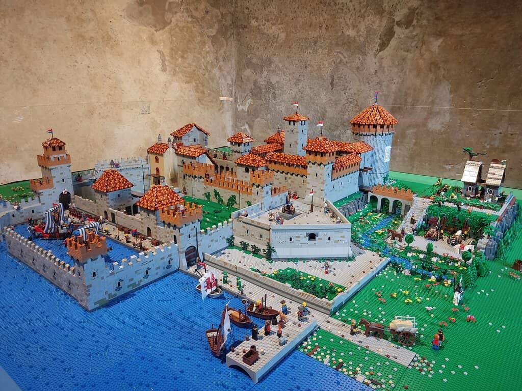 Rustic Grounds