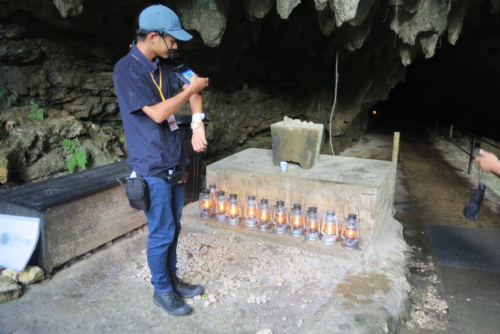 Cave Cafe