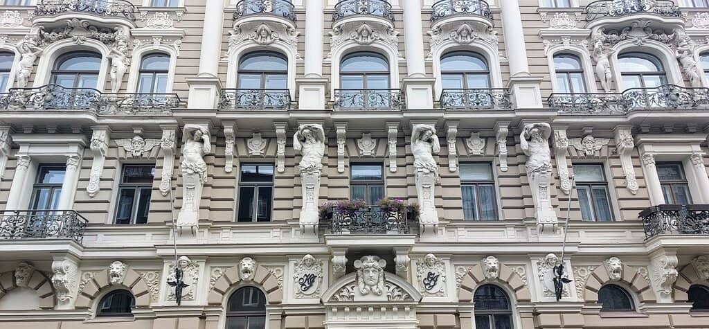 Elizabetes Street Architecture