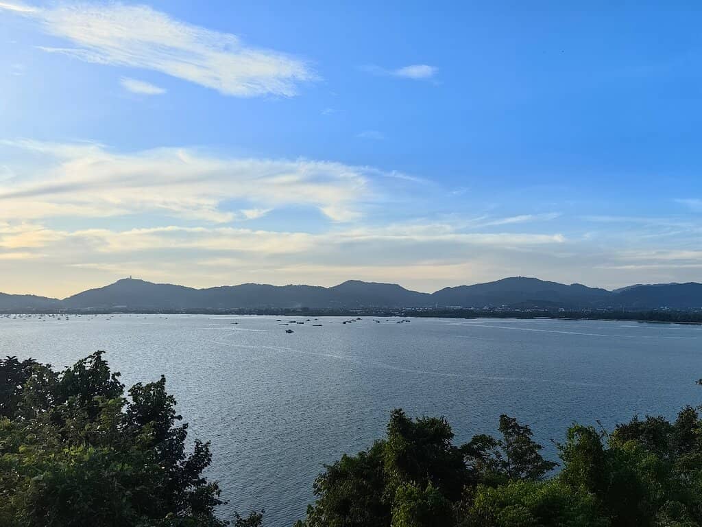 Tranquil Coastal Scenery