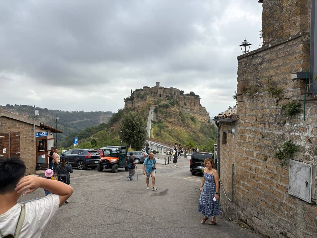 Panoramic Valley Views