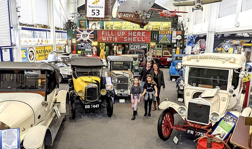 Campbell 'Bluebird' Exhibition