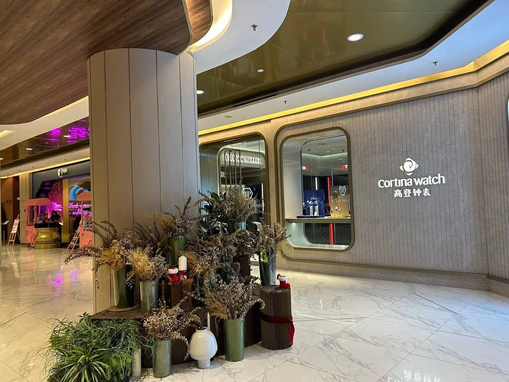 Luxury Boutiques