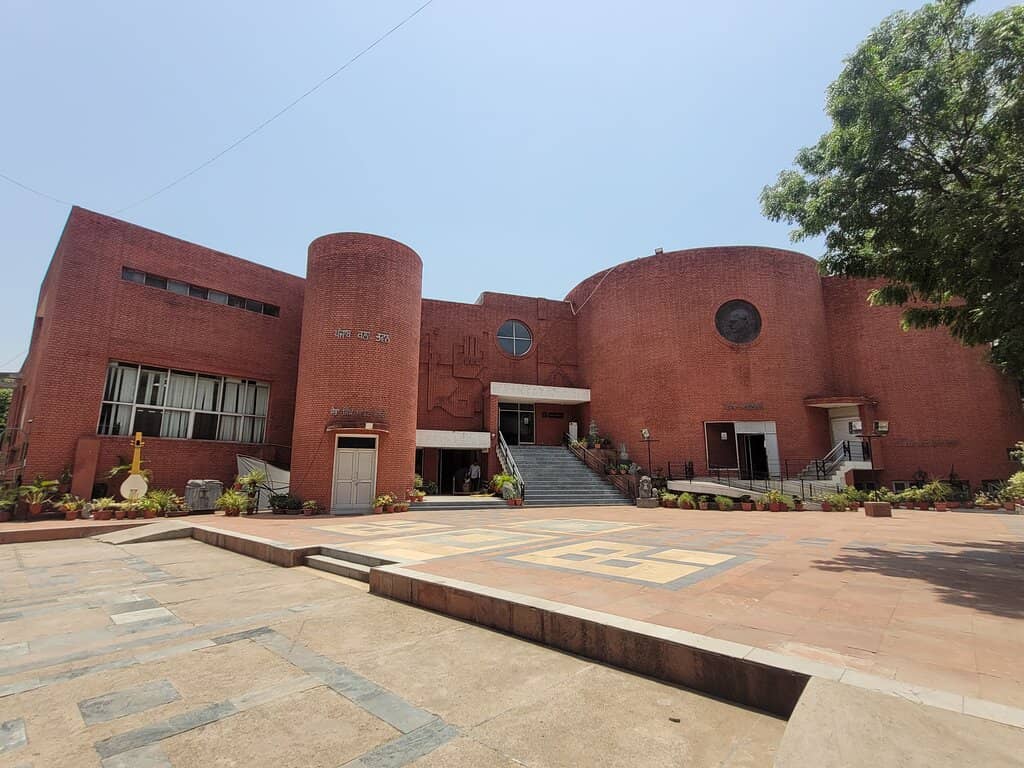 Art Exhibitions