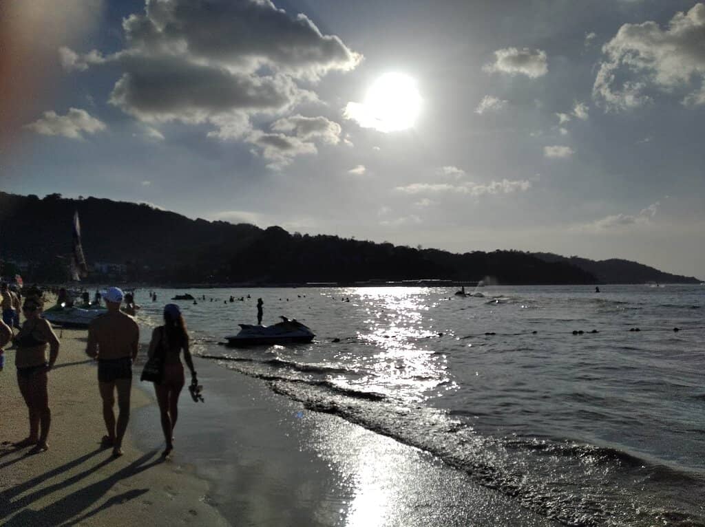 KYMA Beach Bar