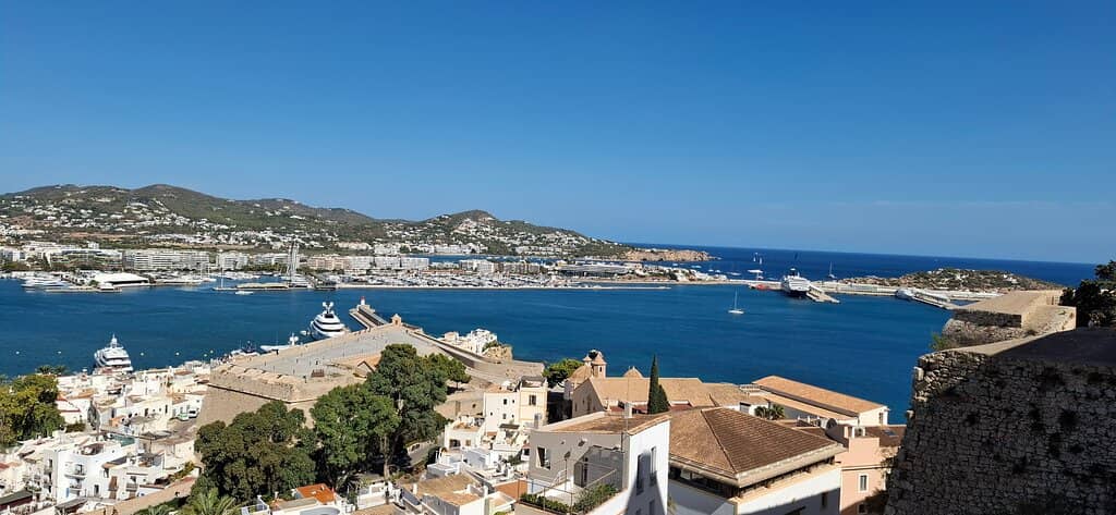 Playa d'en Bossa Beachfront