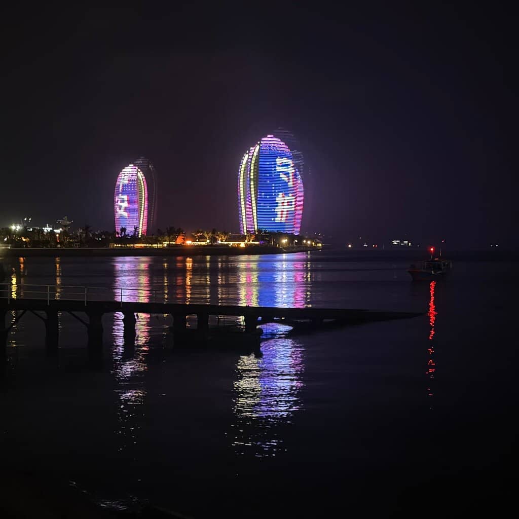 Phoenix Island Views