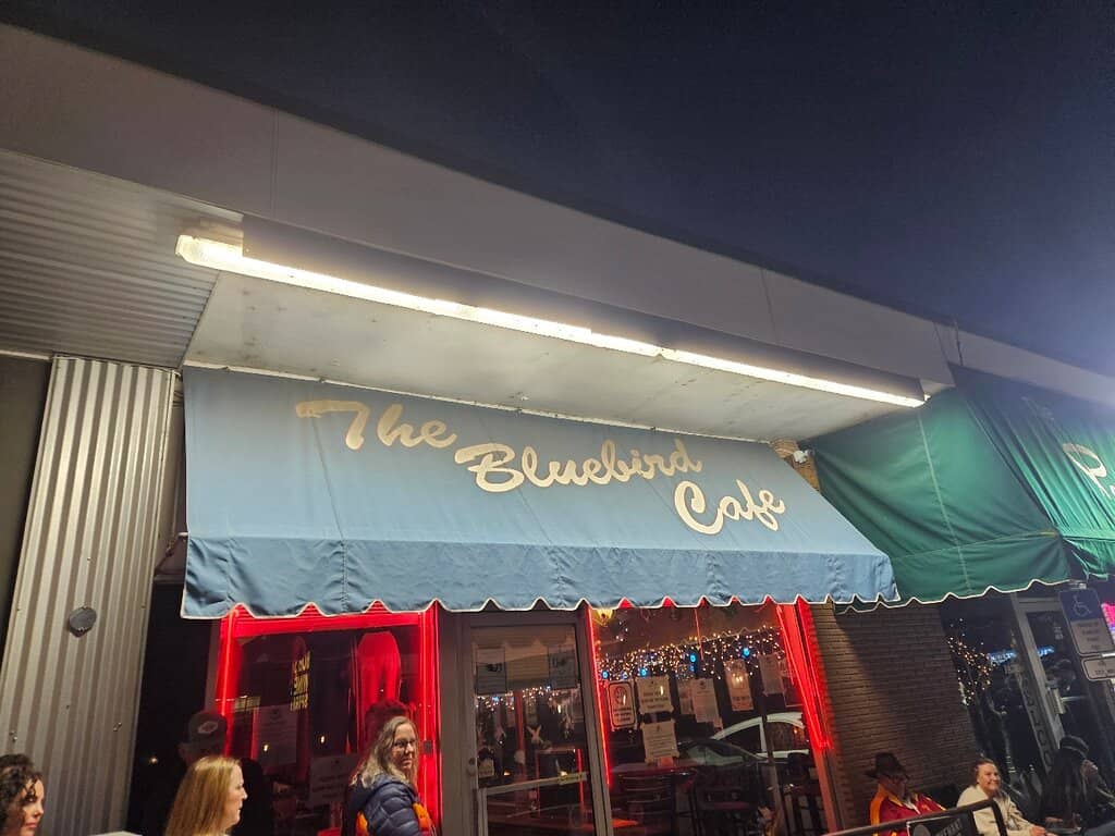 The 'In the Round' Experience