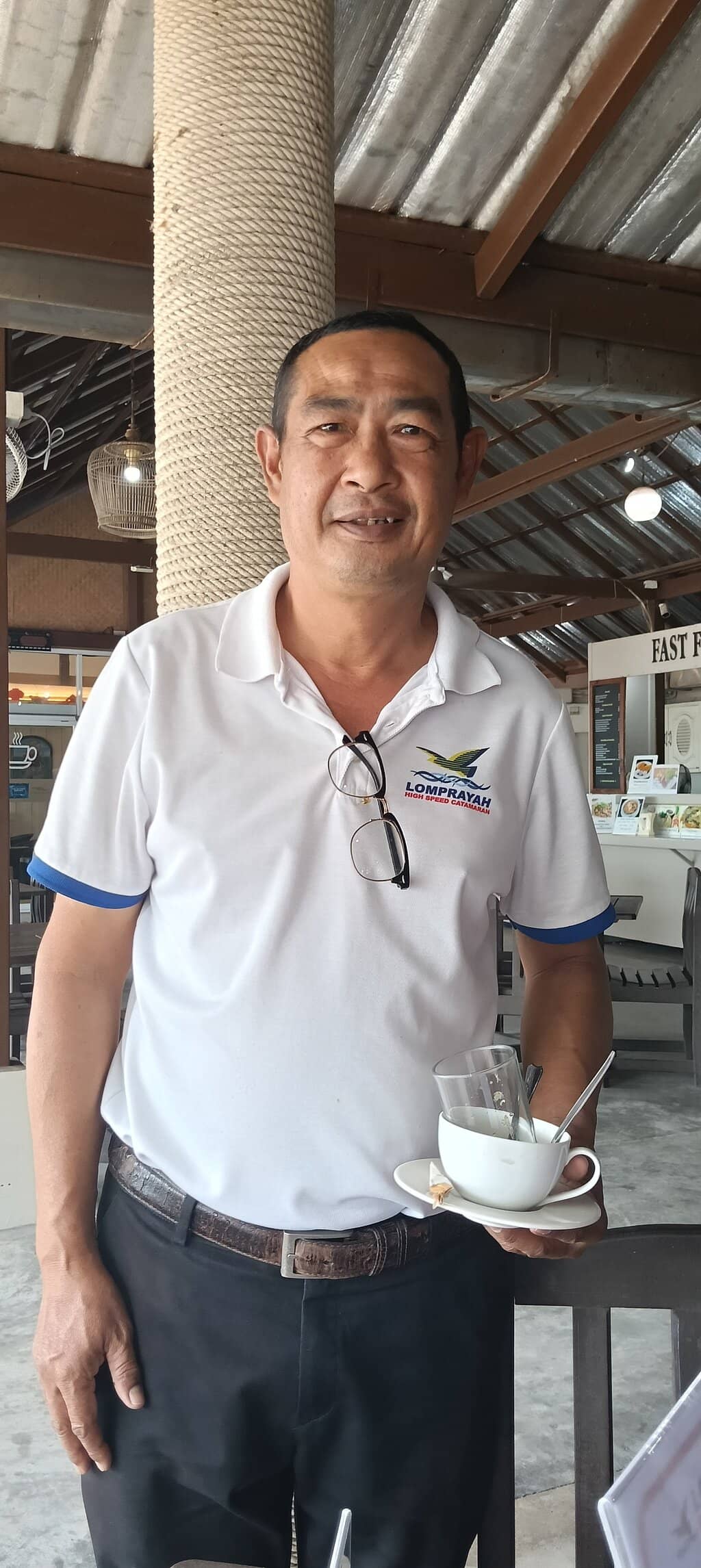 Beachfront Cafes