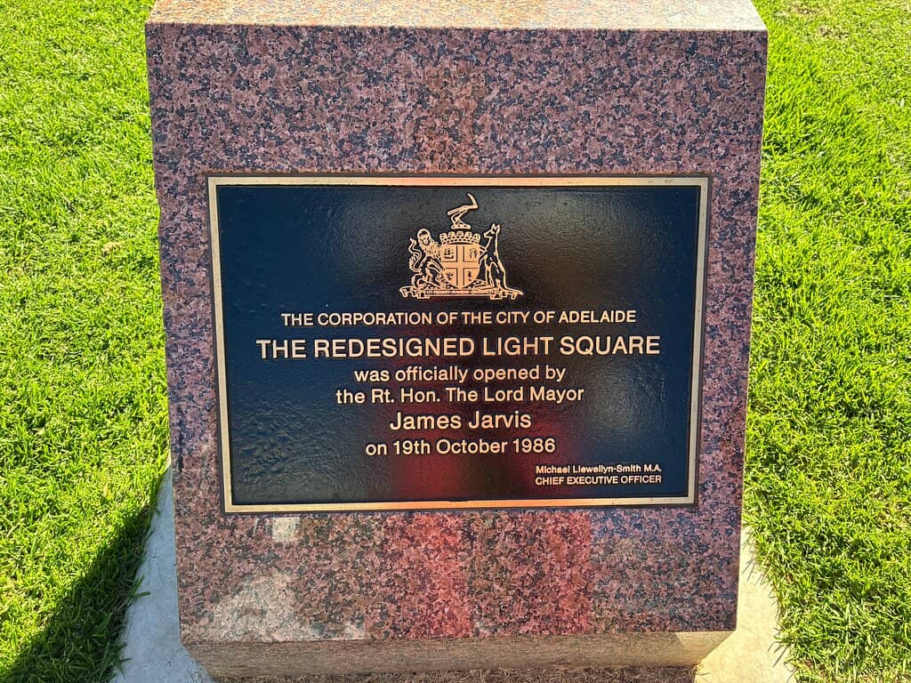 Monument to Colonel Light