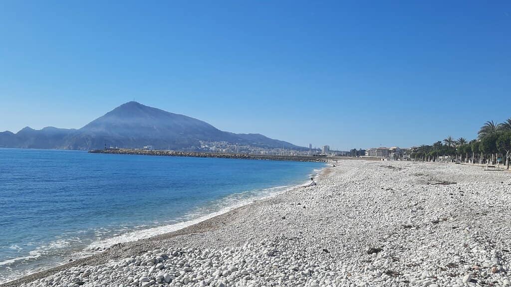 Charming White Pebbles