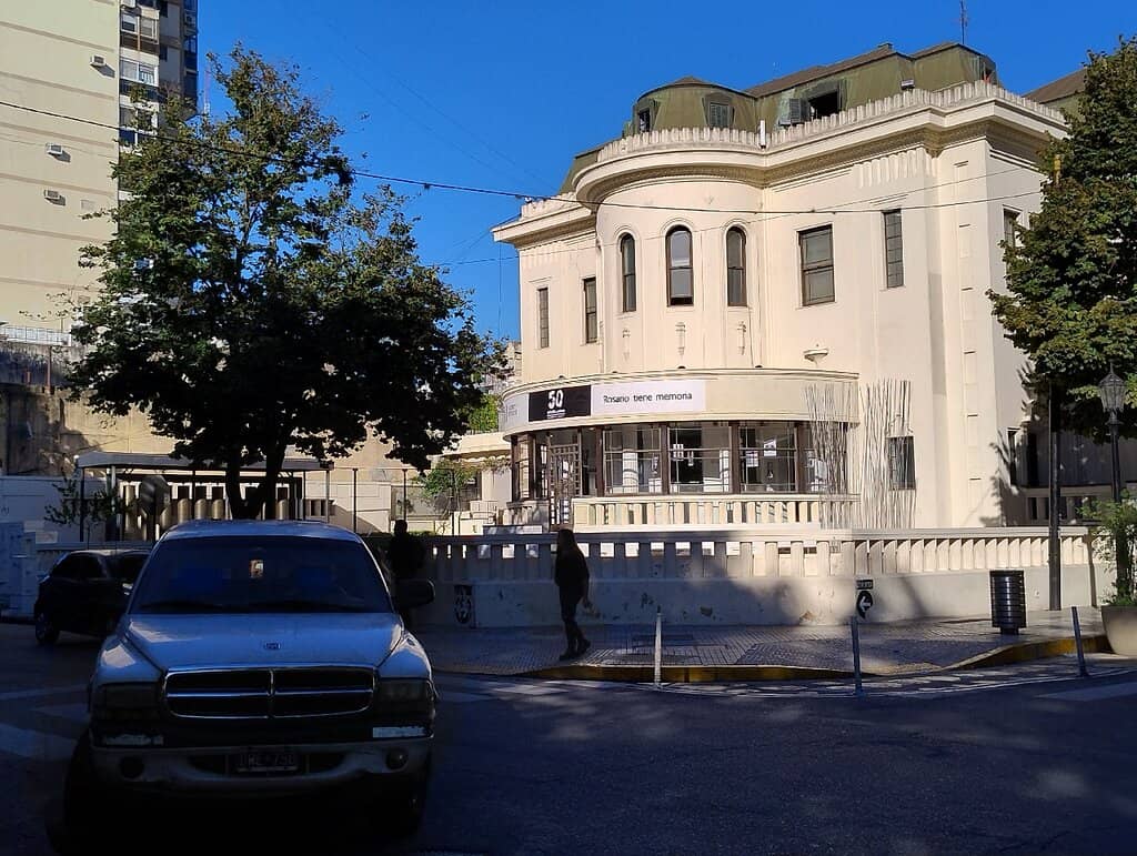 Specialized Library & Documentary Center