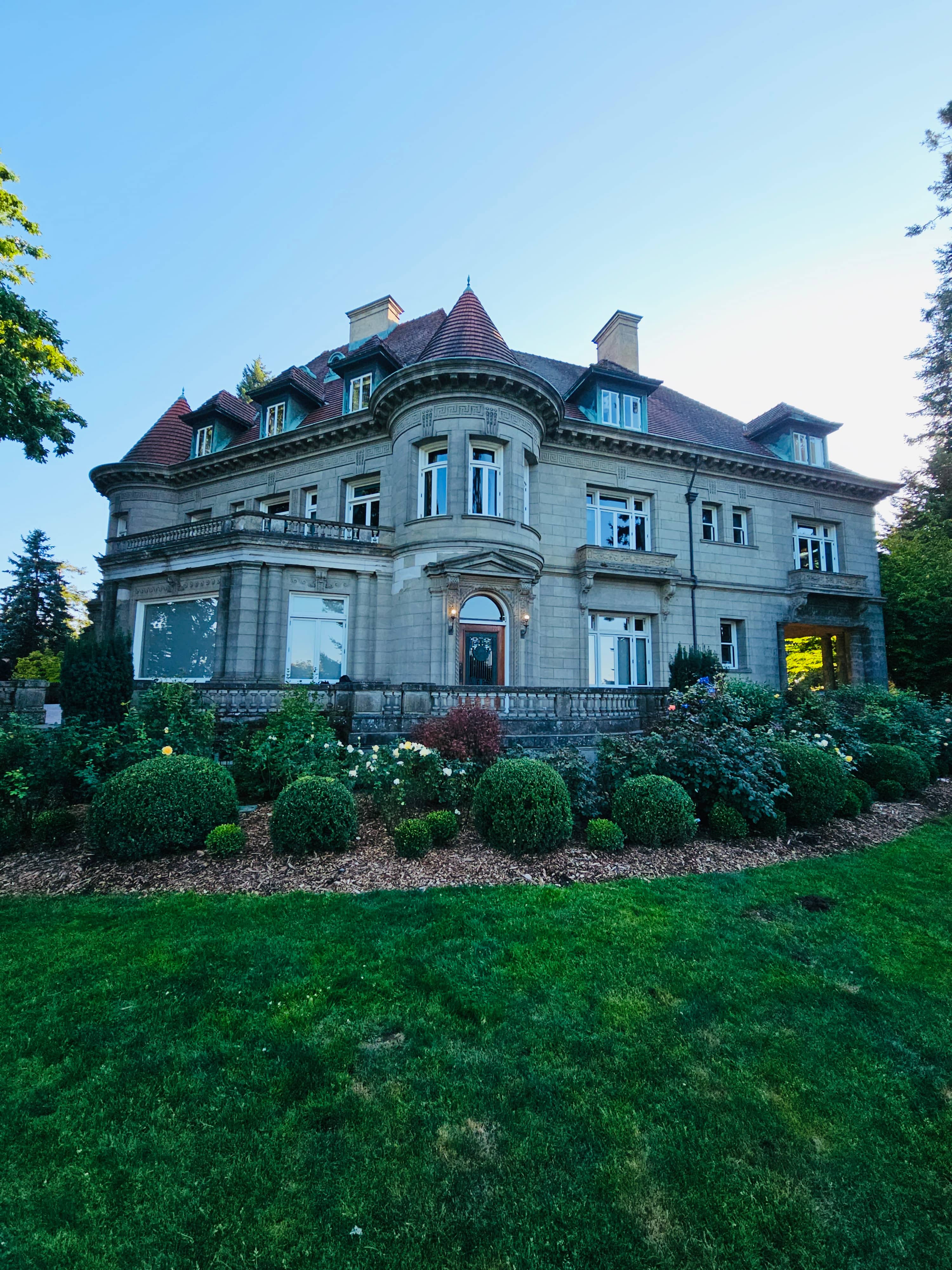 Beautifully Maintained Gardens