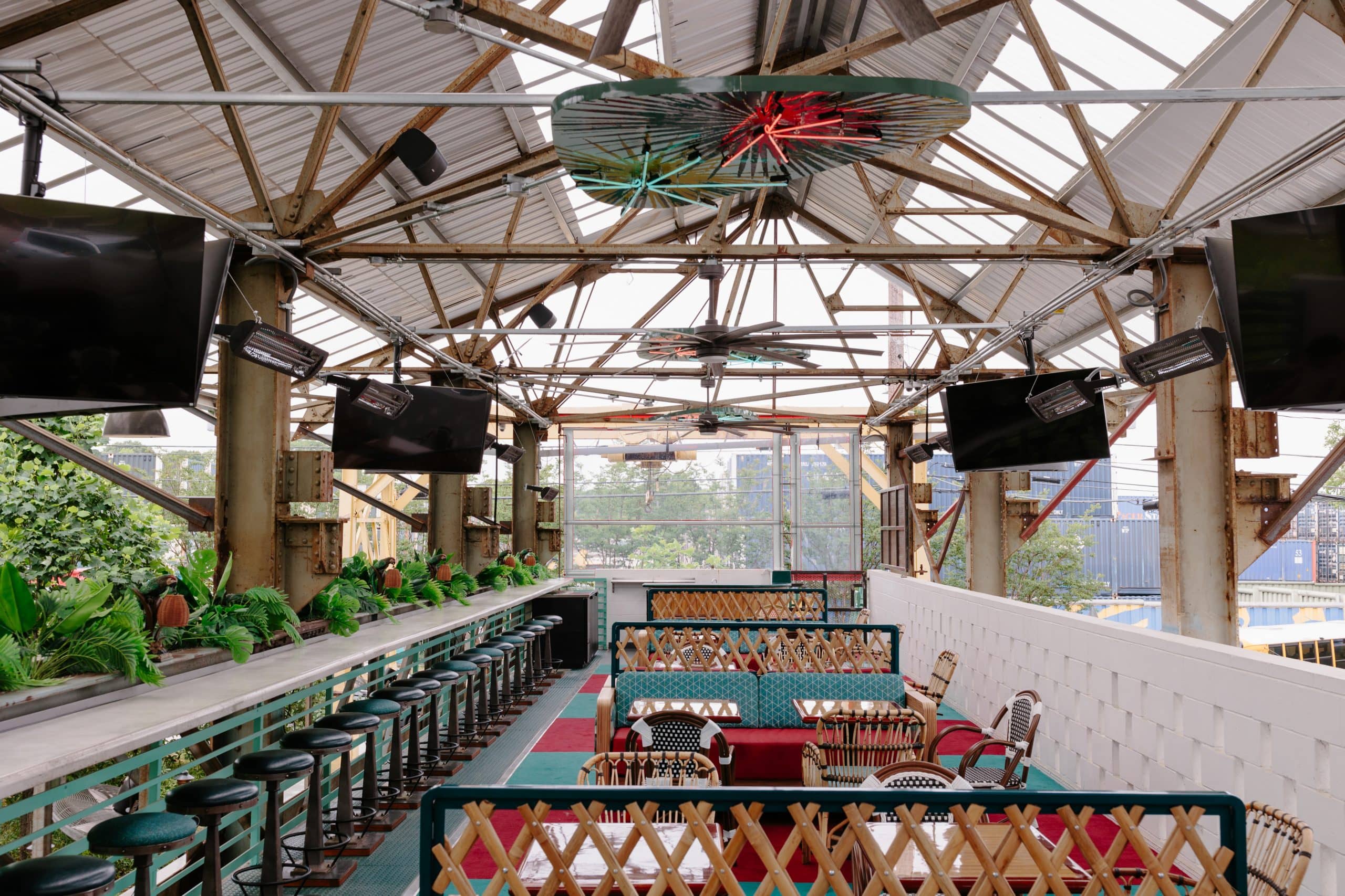 Floridaman Rooftop Bar