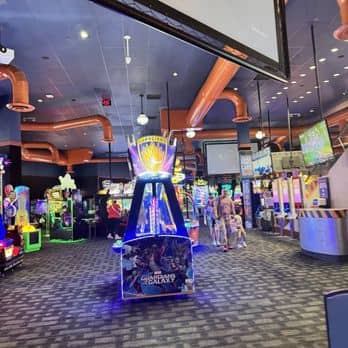 Dave & Buster's