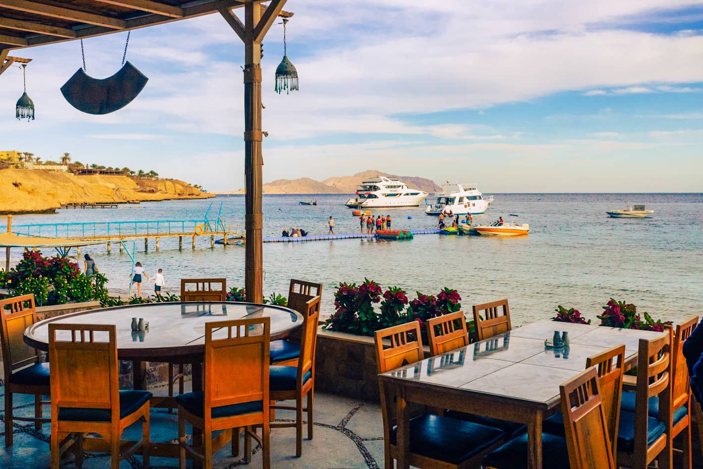 Relaxing Beachfront Cafes