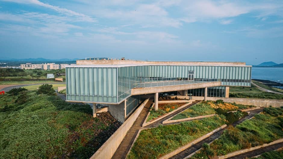 Jeju Glass House