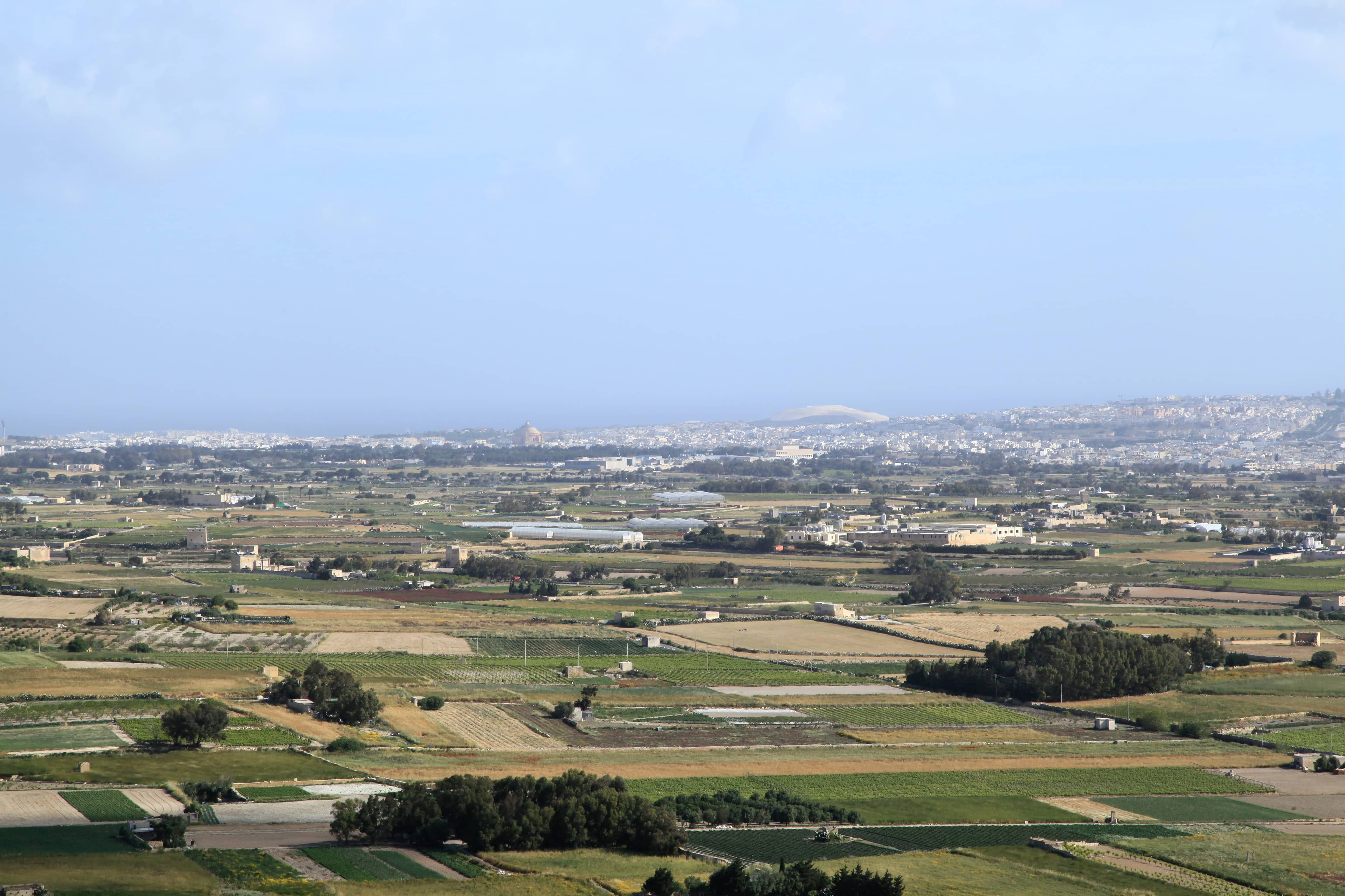 Valley Trek to Laferla Cross