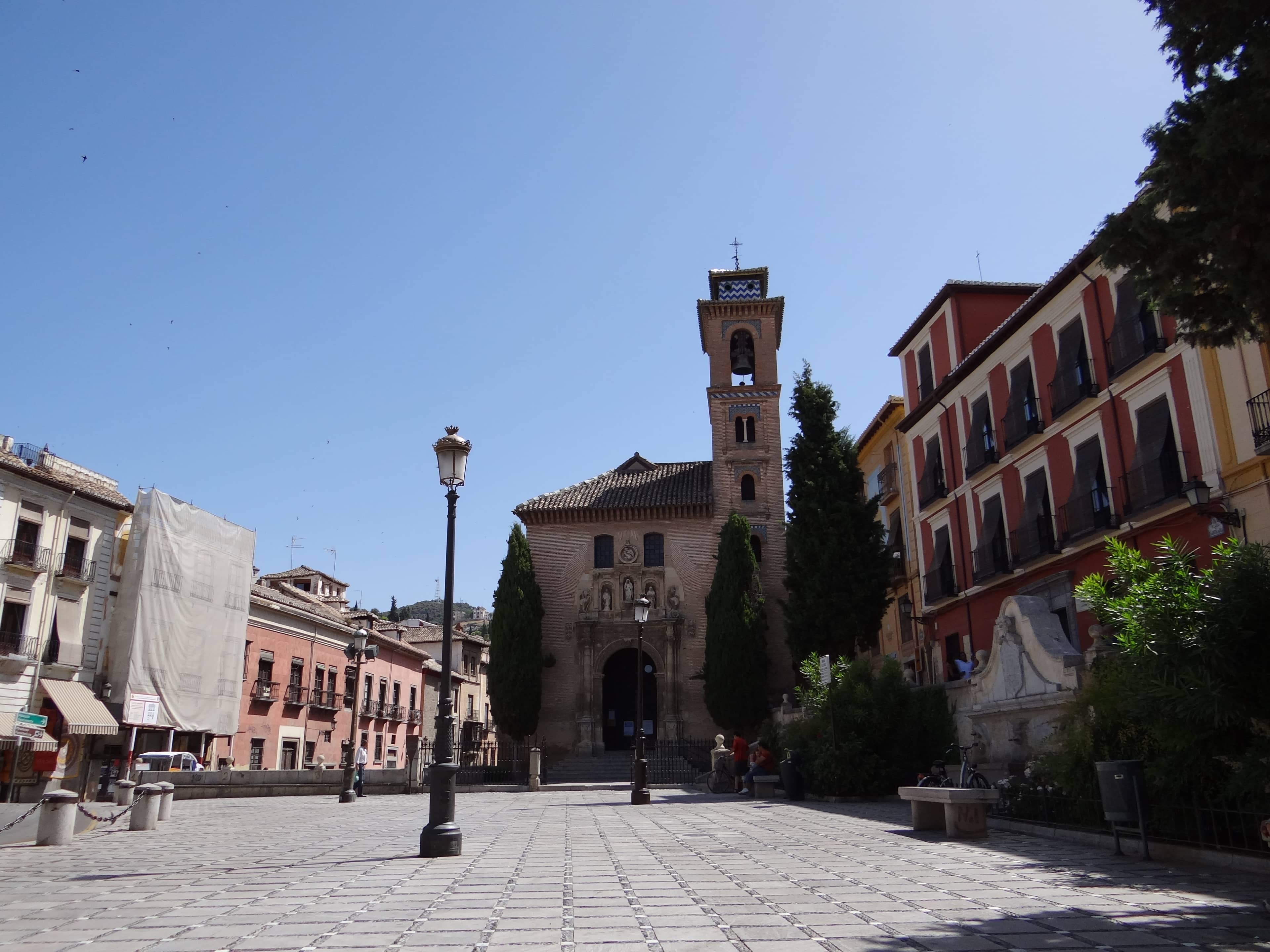 Plaza de Santa Ana Atmosphere