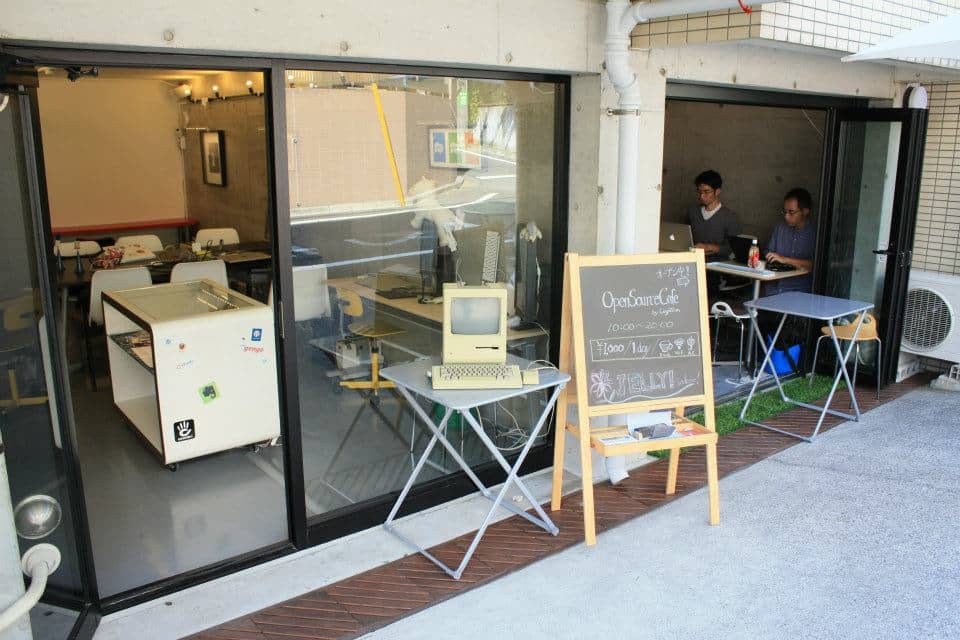 Cozy Cafes & Eateries