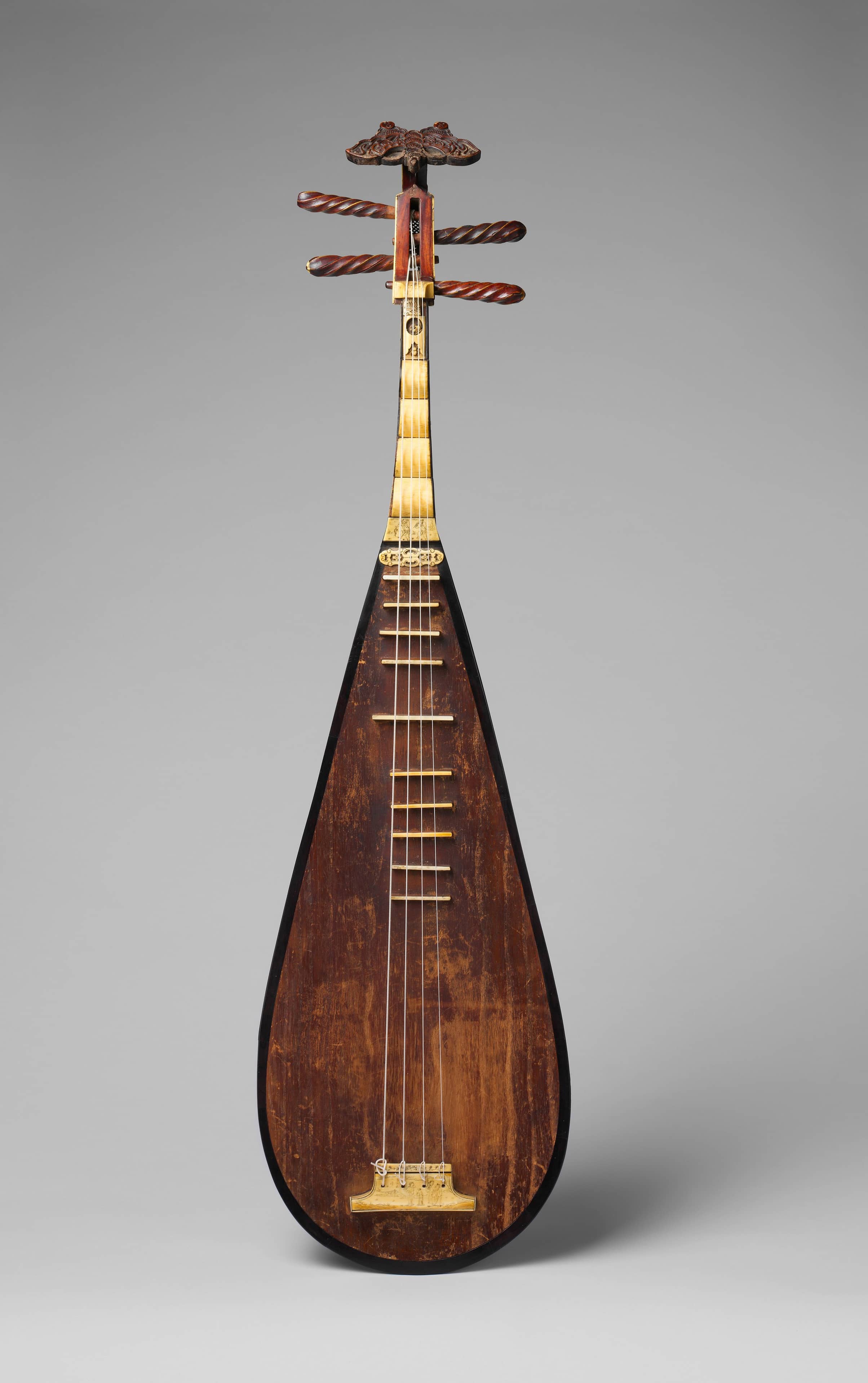 Tang Dynasty Pipa Inspiration